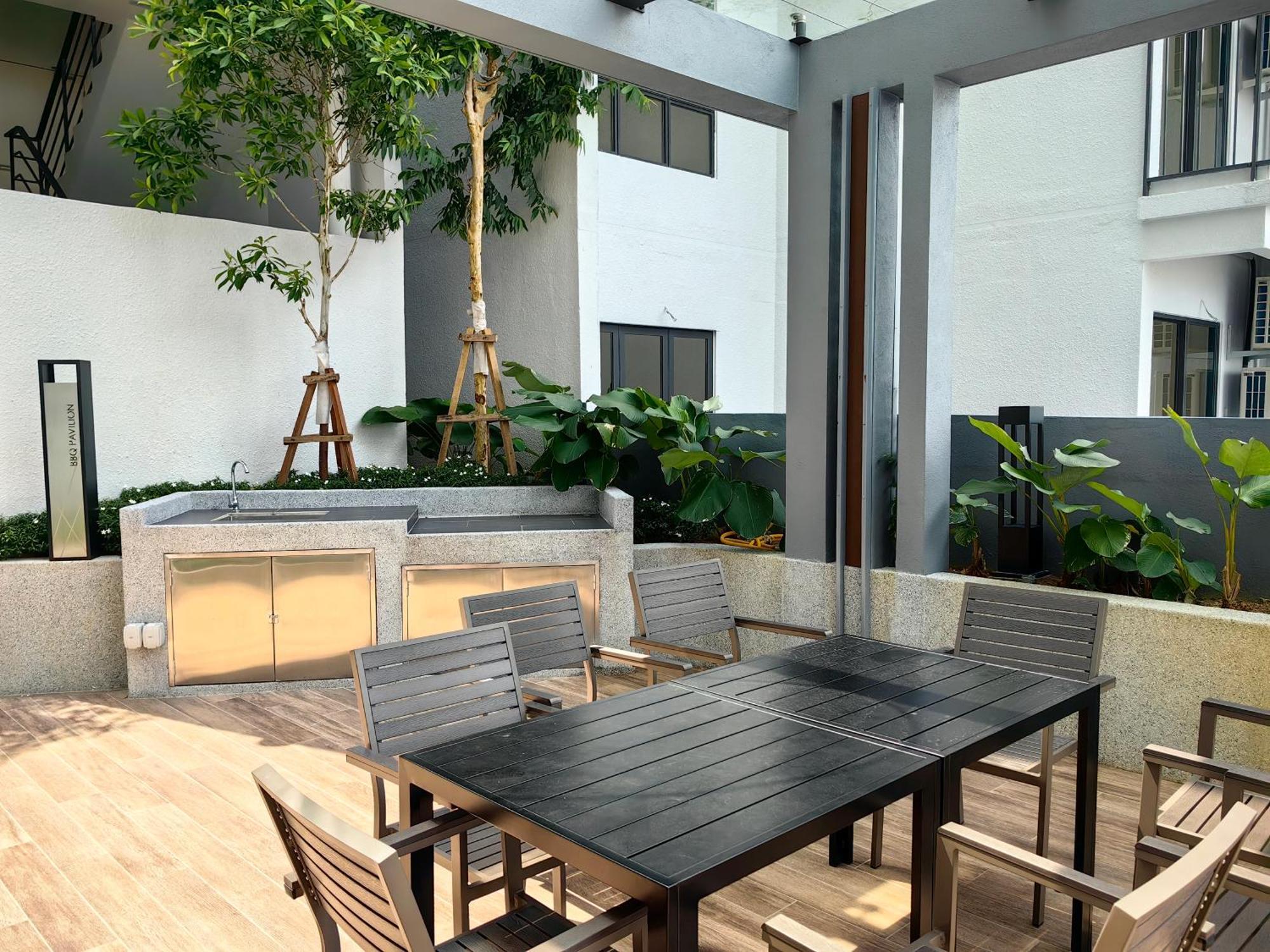 Suzi's At Dian Residency *